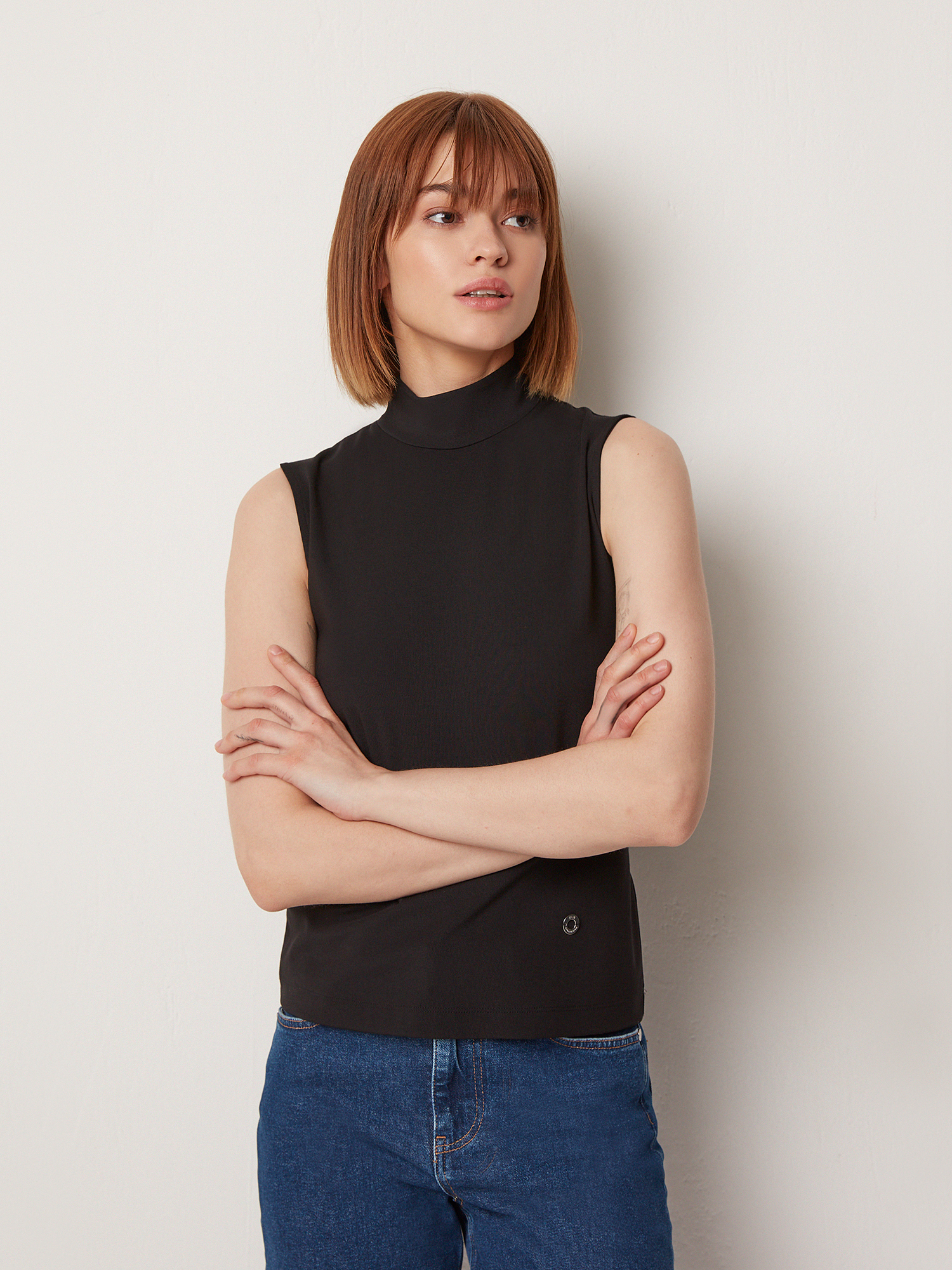 Топ с воротником-стойкой XS(42)