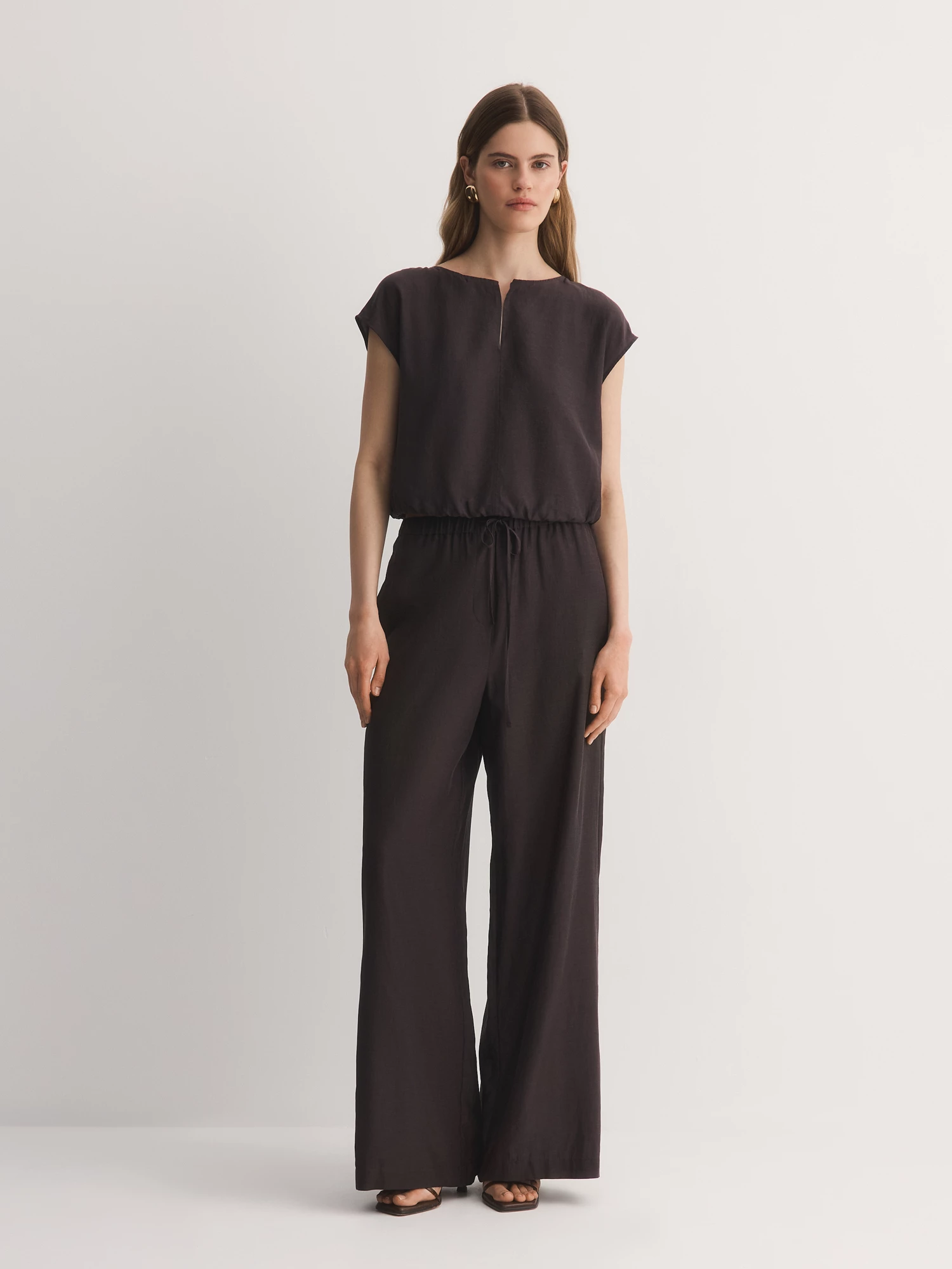 Минималистичная блуза с резинкой по низу Elis арт. BL1872P