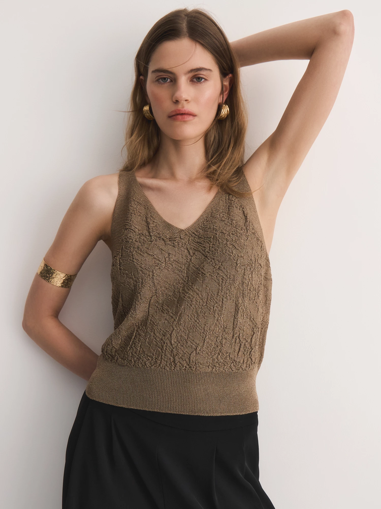 Топ, связанный по бесшовной технологии Elis арт. TP0038V6