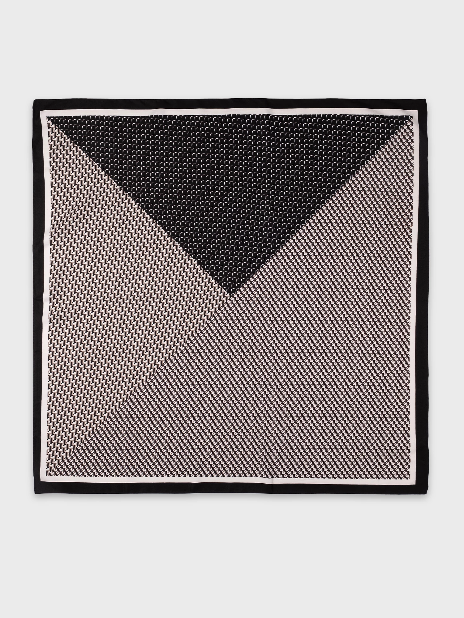 Шелковистый платок с графичным принтом Elis арт. PK0095