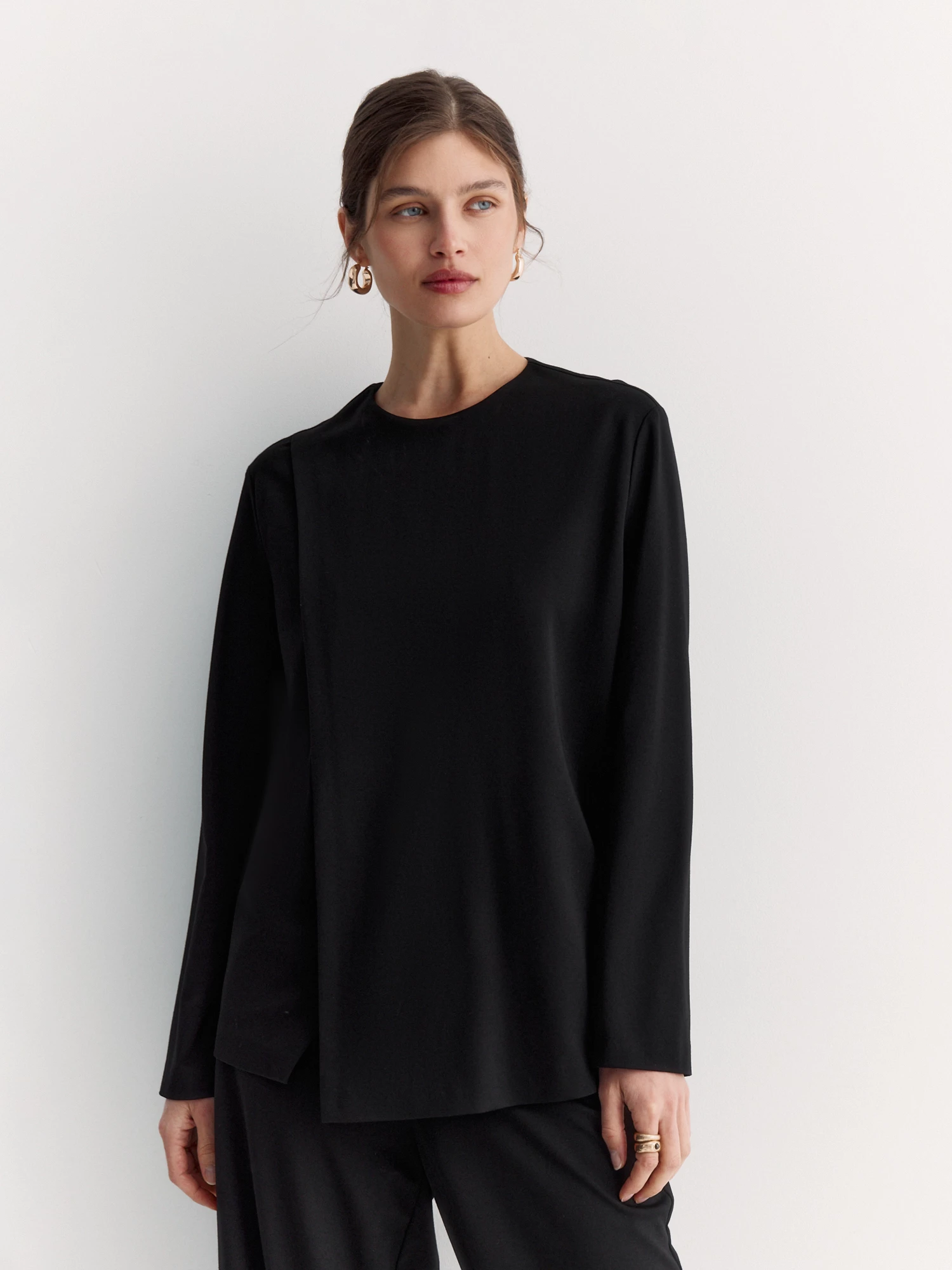 Трикотажная блуза оригинального кроя Elis арт. BL1755K