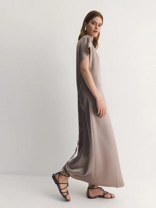 Длинное минималистичное платье из ткани с атласным блеском Elis арт. DR0903