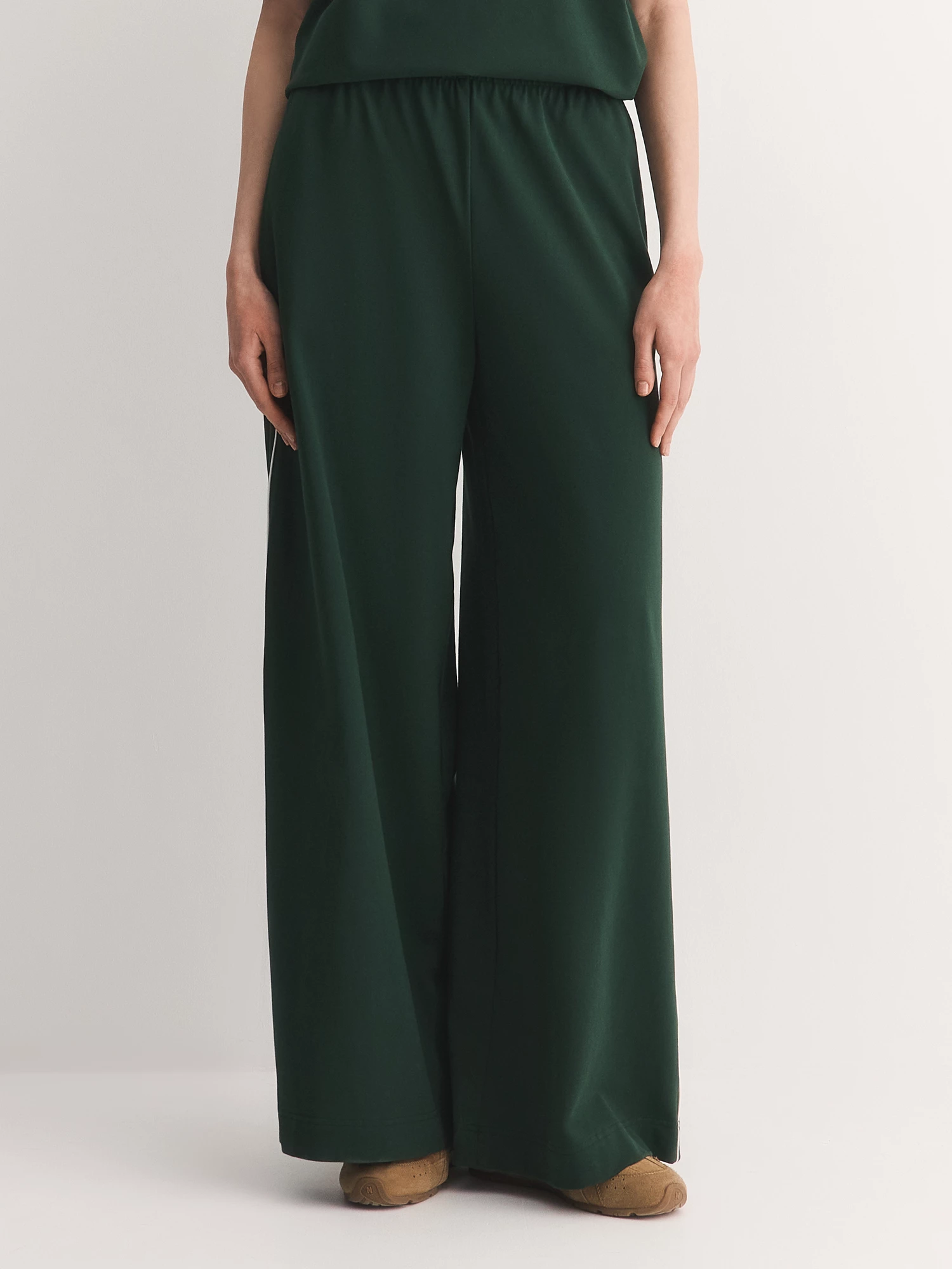 Брюки из хлопкового трикотажа с лампасами Elis арт. TR0409K5P