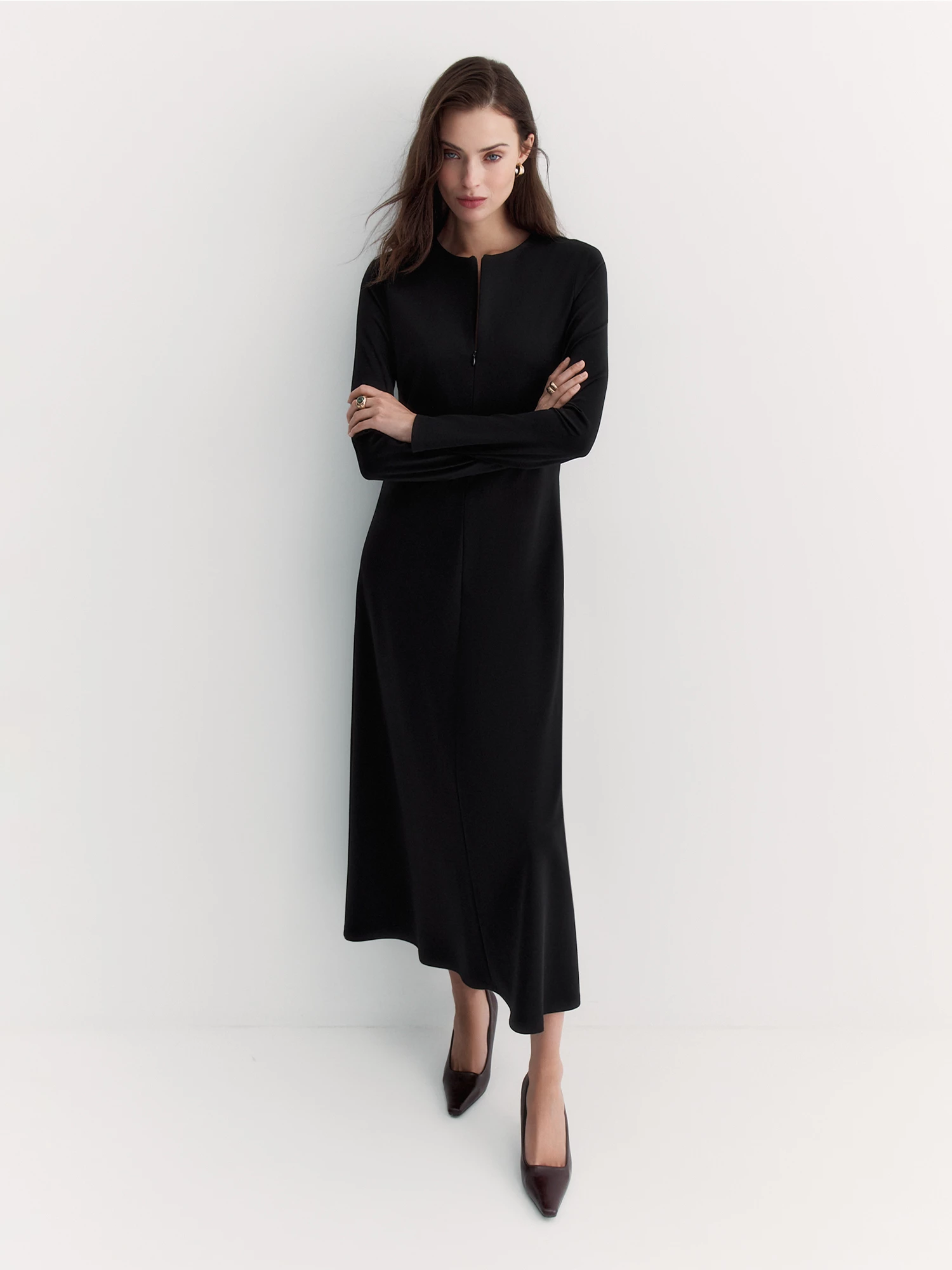 Приталенное платье из вискозного трикотажа Elis арт. DR1065K1