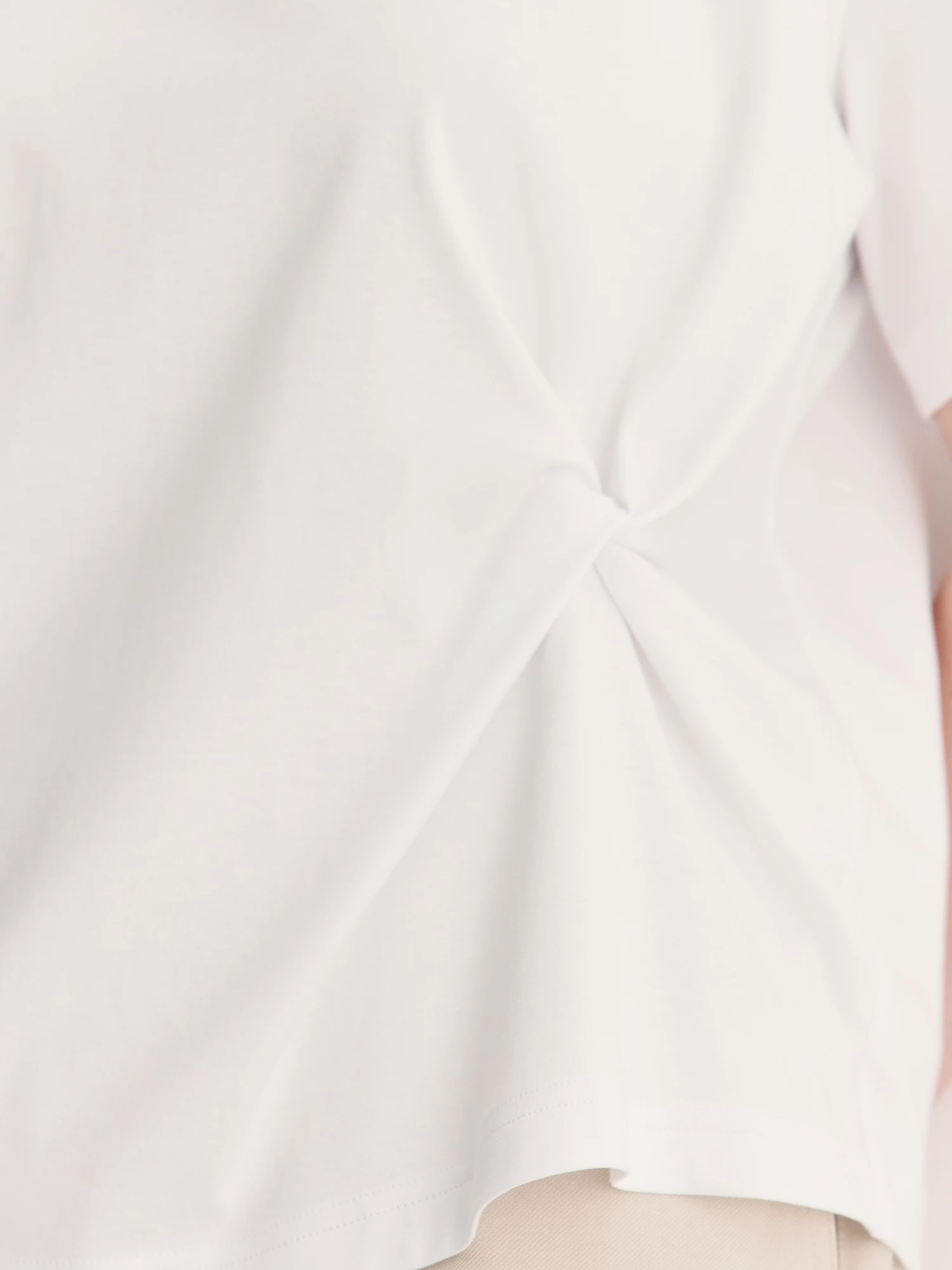 Футболка из хлопка с дизайнерским перекрутом Lalis арт. TS0198KR