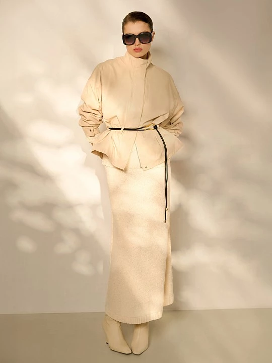 Приталенная куртка из плащевки Elis арт. KR0097