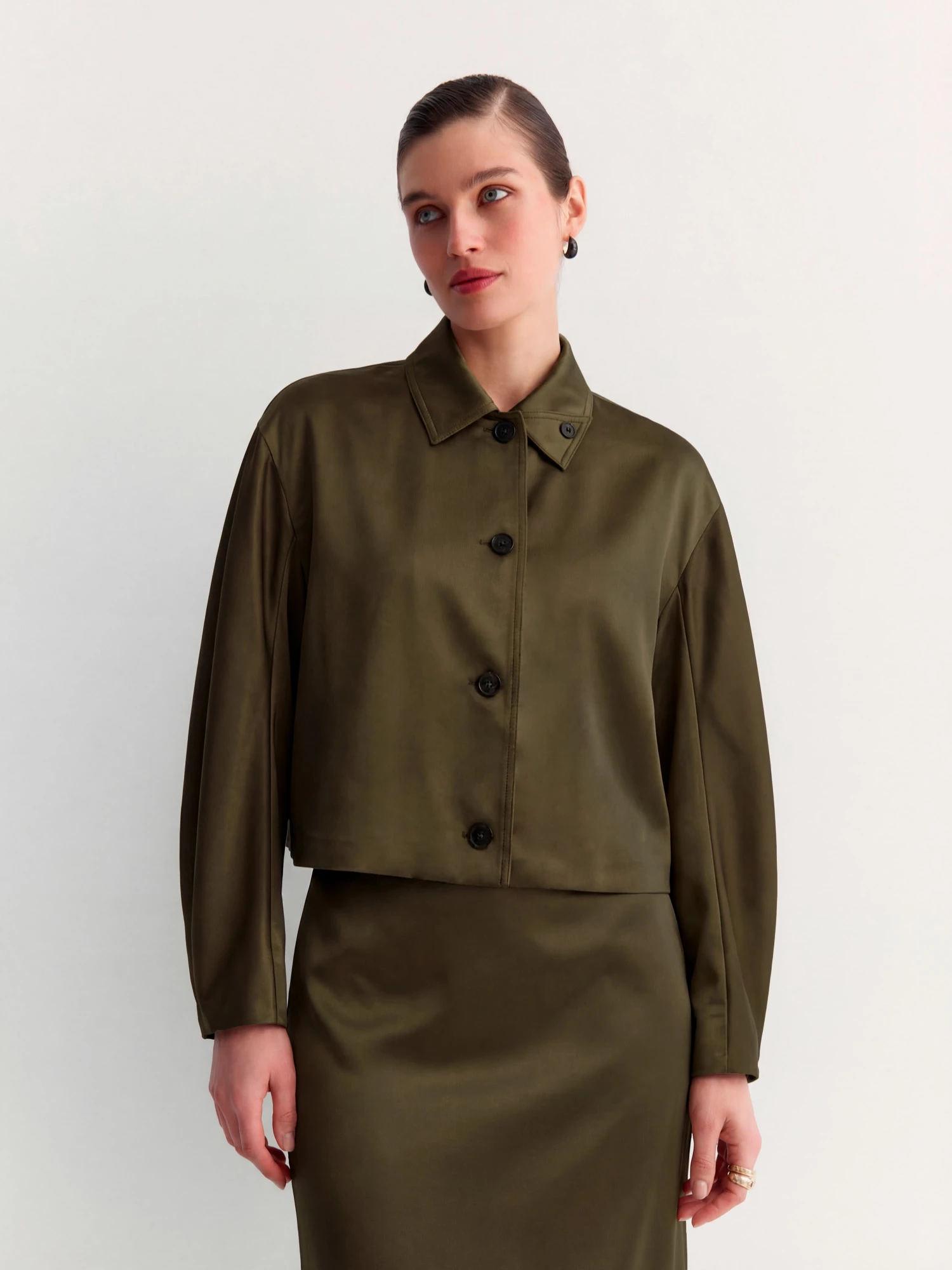 Легкий жакет с атласным блеском Elis арт. JC0193