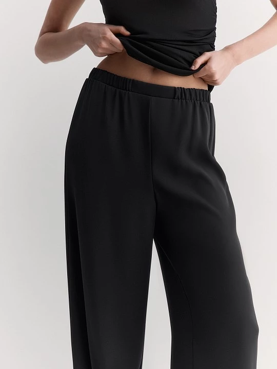 Струящиеся черные брюки Elis арт. TR0532