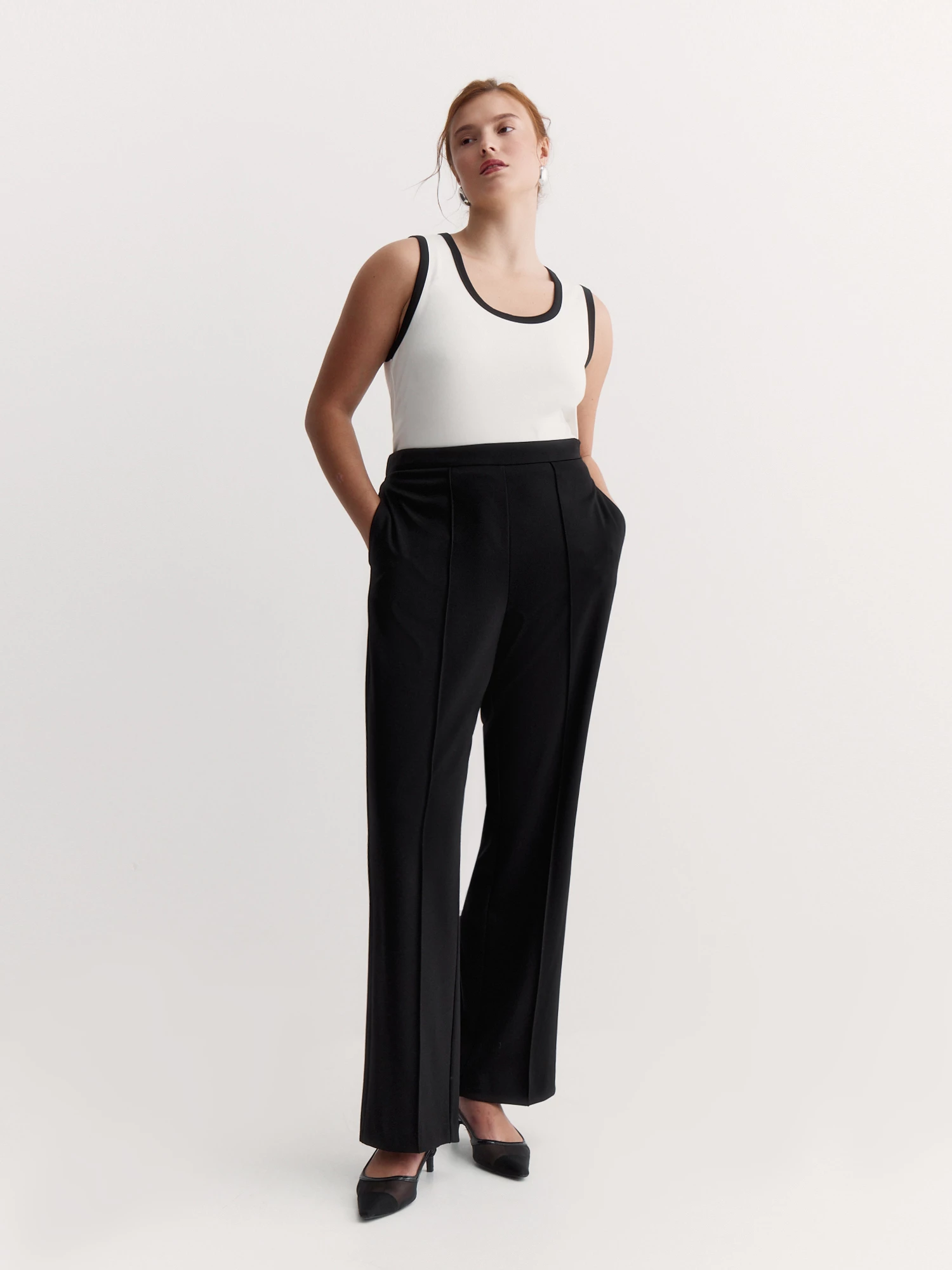 Трикотажные брюки классического кроя Lalis арт. TR0688K