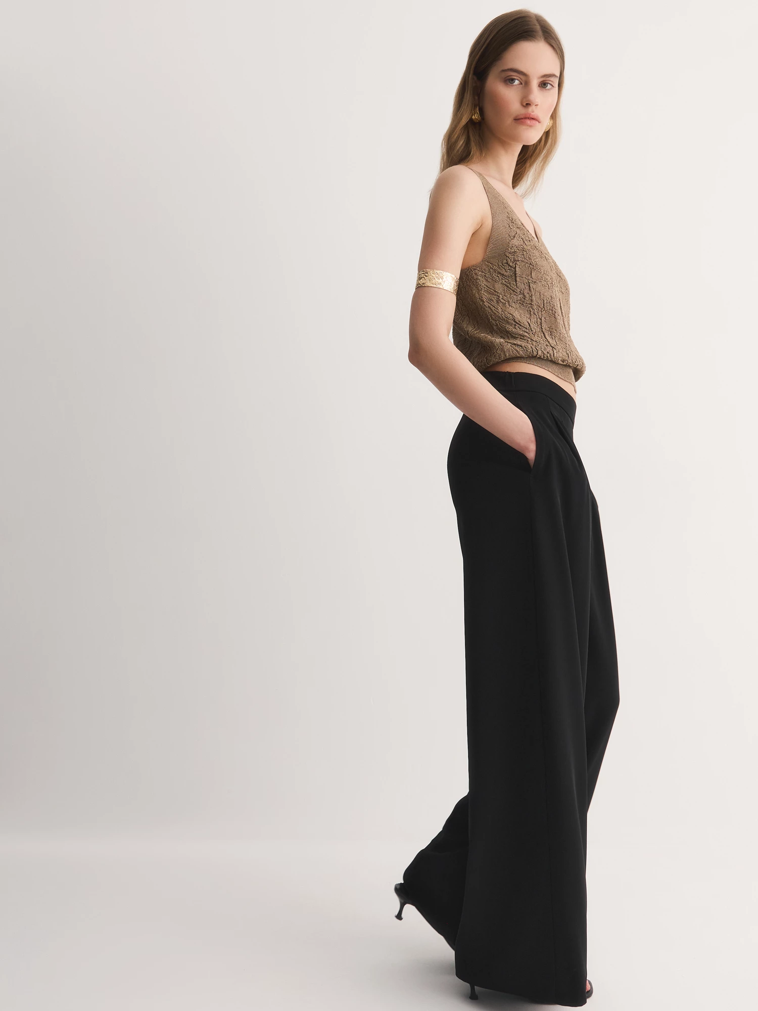 Широкие струящиеся брюки Elis арт. TR03806P