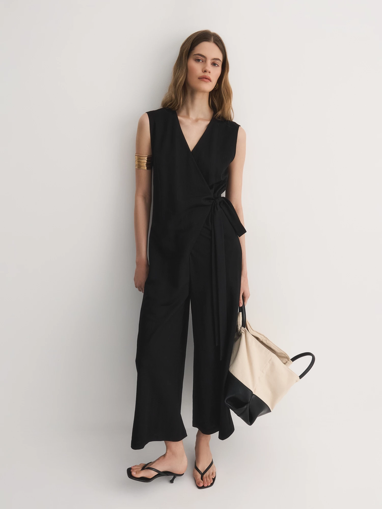 Приталенный комбинезон с запахом Elis арт. OV0040KP