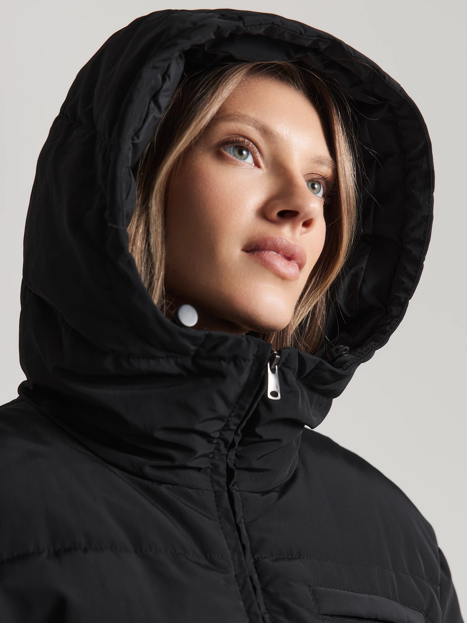 Короткий пуховик с капюшоном на молнии Elis арт. PH0052BR