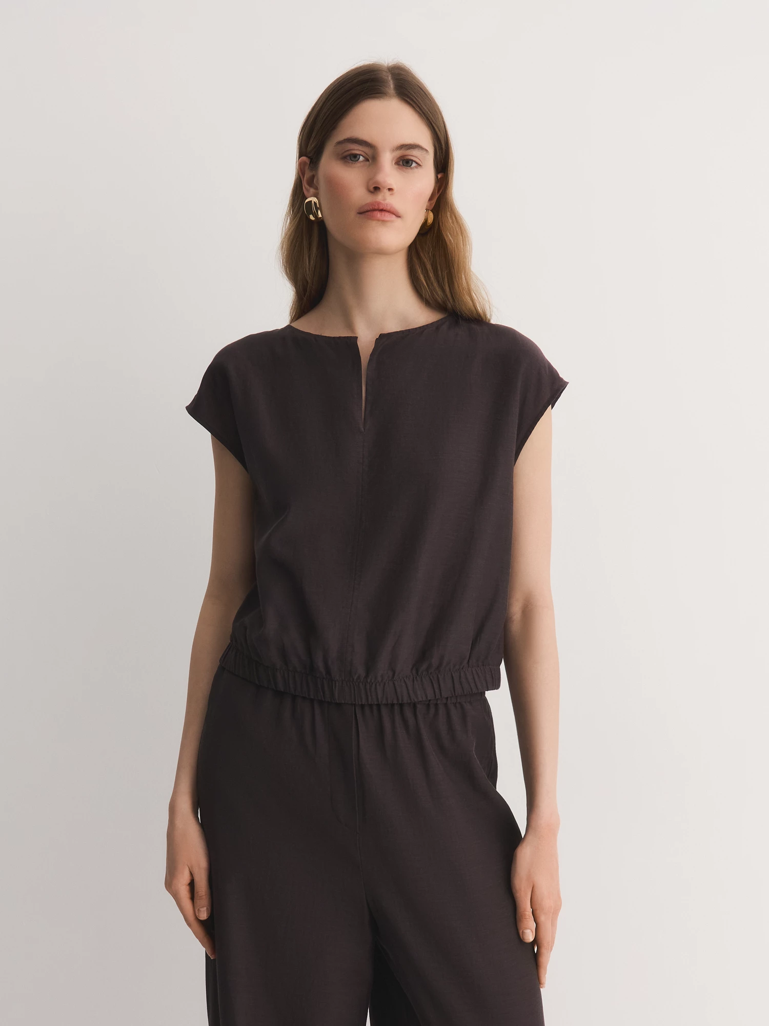 Минималистичная блуза с резинкой по низу Elis арт. BL1872P