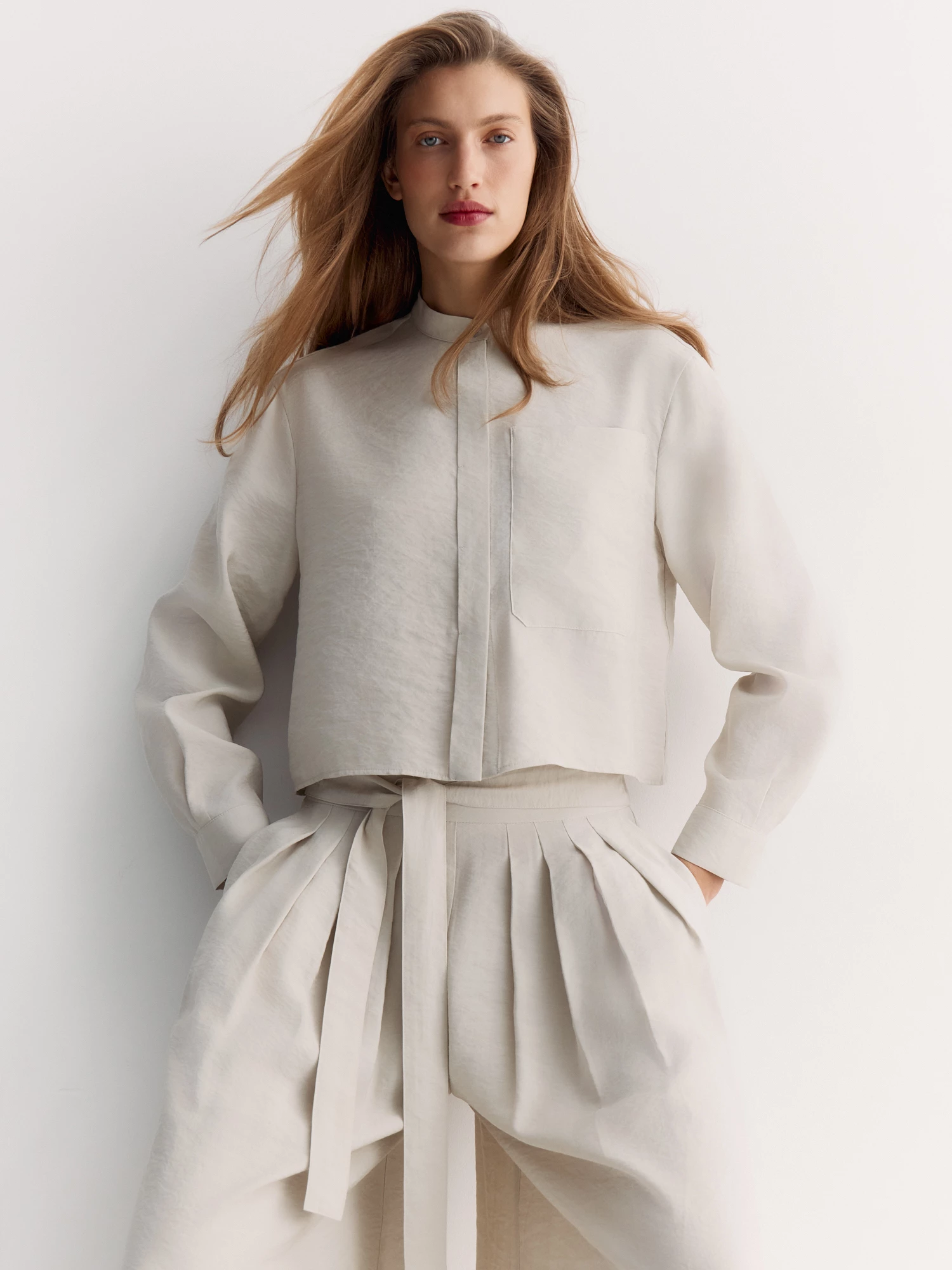 Укороченная блуза с длинным рукавом Elis арт. BL15431