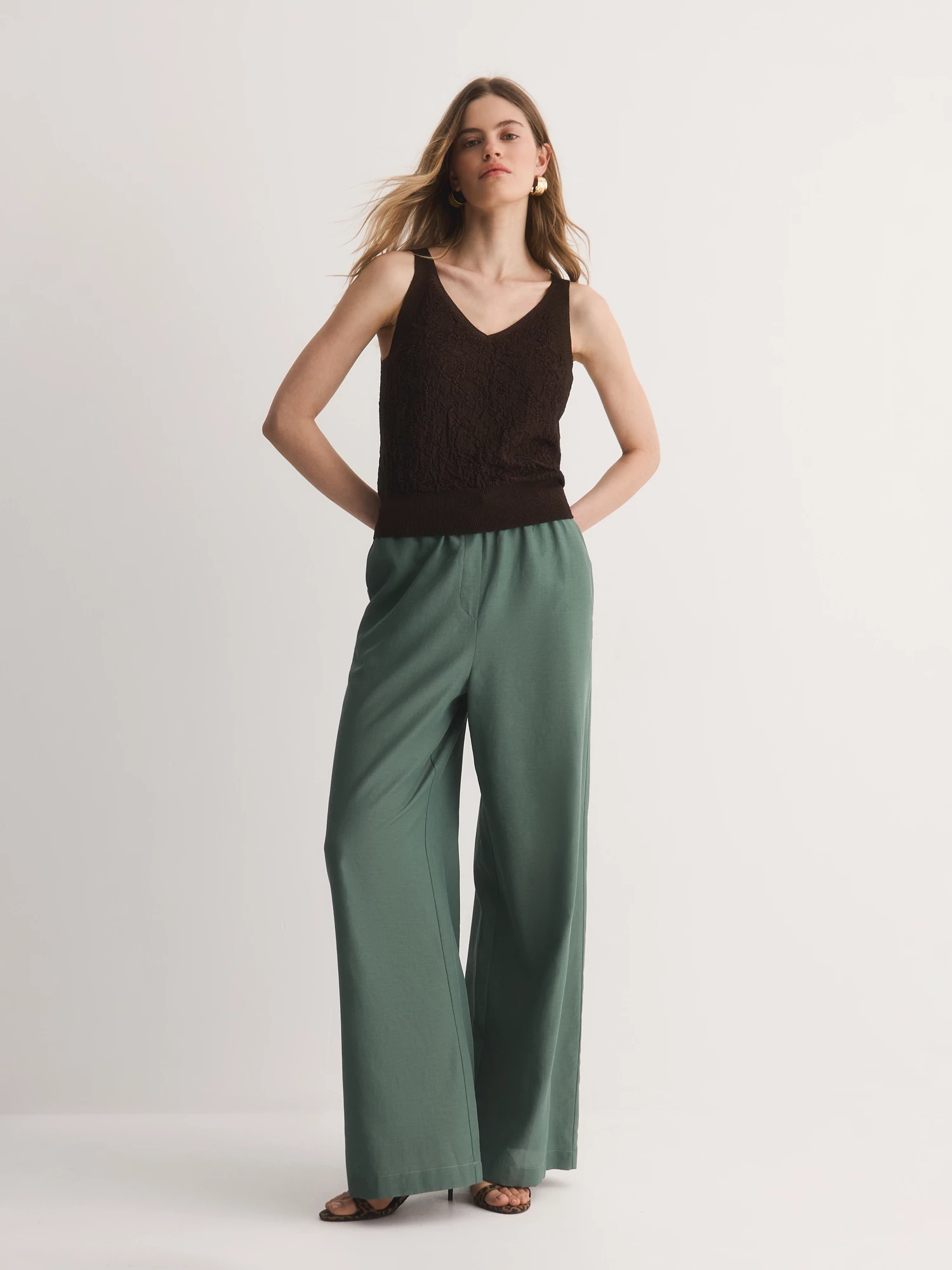 Топ, связанный по бесшовной технологии Elis арт. TP0038V6